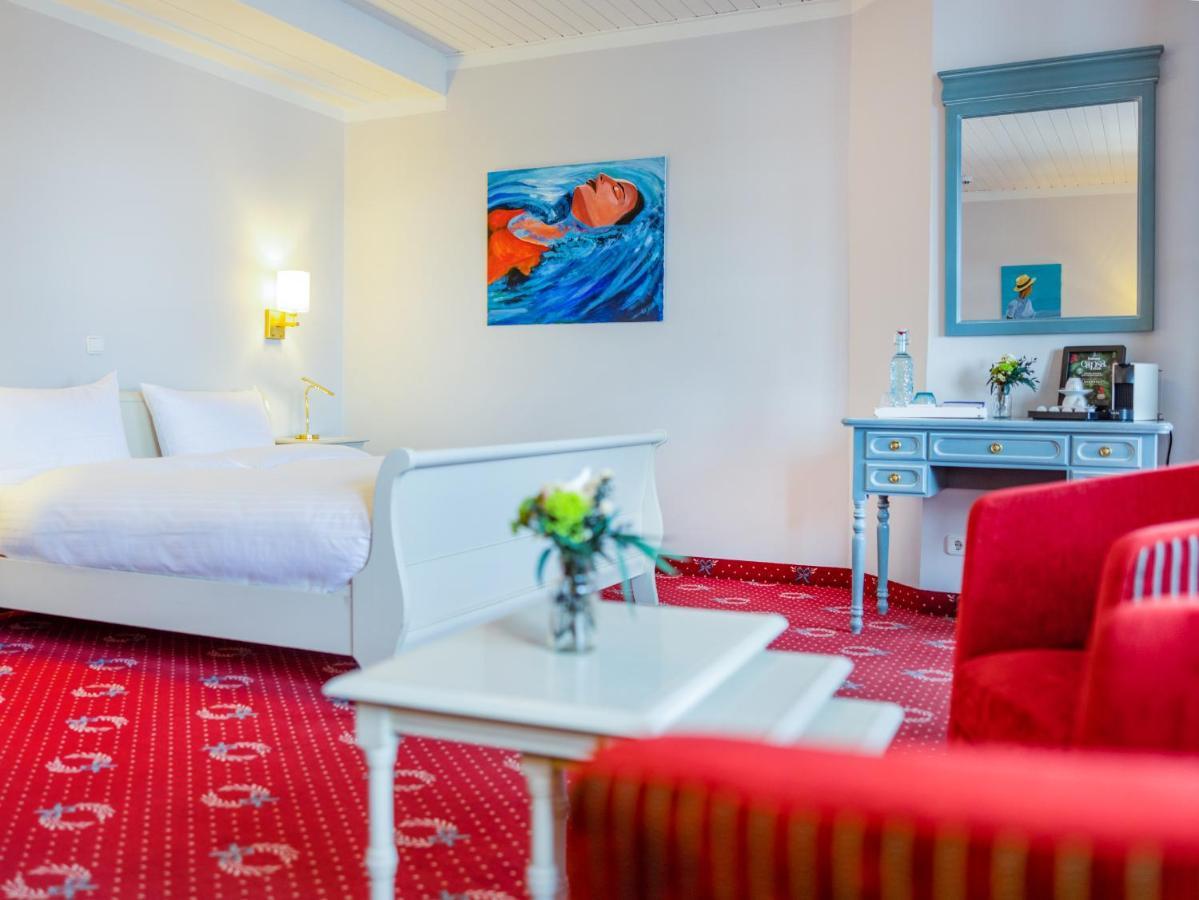 Strandhotel Berg بيرغ ام ستارنبيرغر المظهر الخارجي الصورة