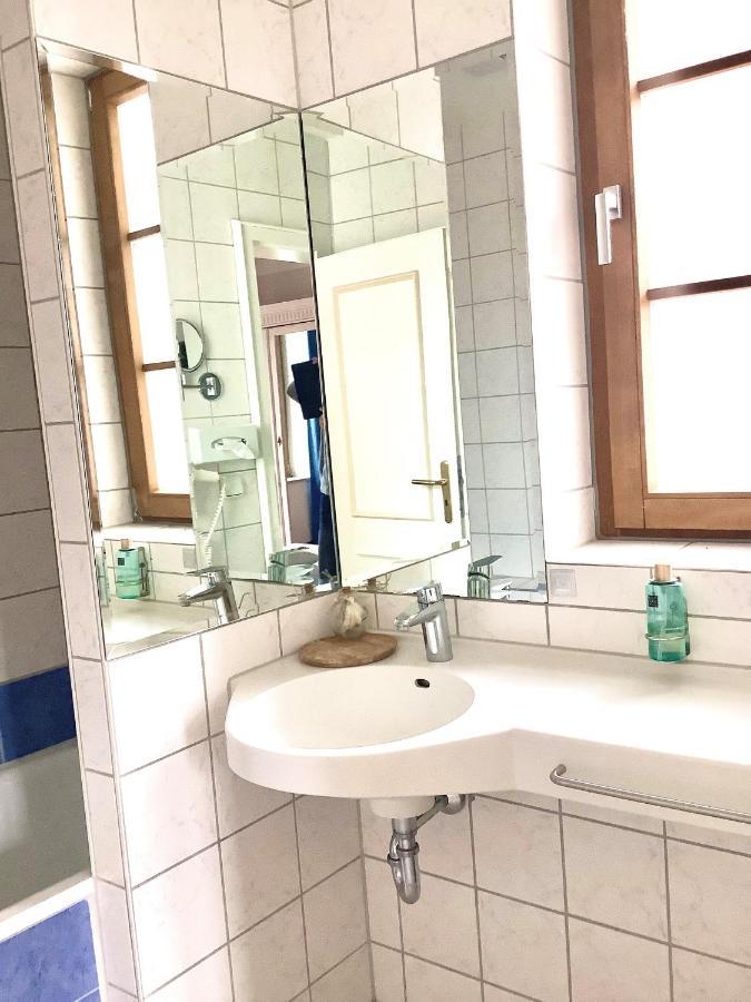 Strandhotel Berg بيرغ ام ستارنبيرغر المظهر الخارجي الصورة